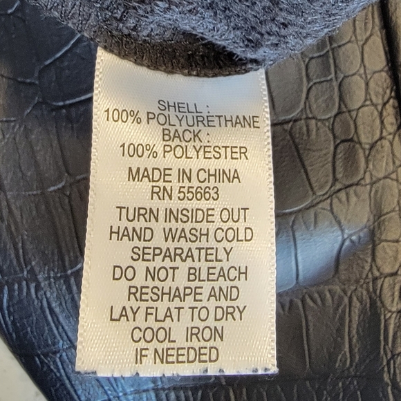 NWT Nicole Miller Black Textured Faux Leather Leggings, Size XL - Picture 10 of 12